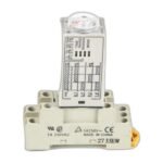 OMRON 2733EW H3YN-2 Timer - Image 2