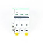 SCHNEIDER ELECTRIC IC60N-C6A + IOF - Image 2