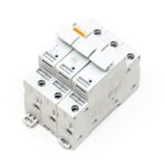 SCHNEIDER ELECTRIC Multi 9 (15656)