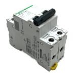 SCHNEIDER ELECTRIC C60H-DC C4A A9N61522 - Image 3